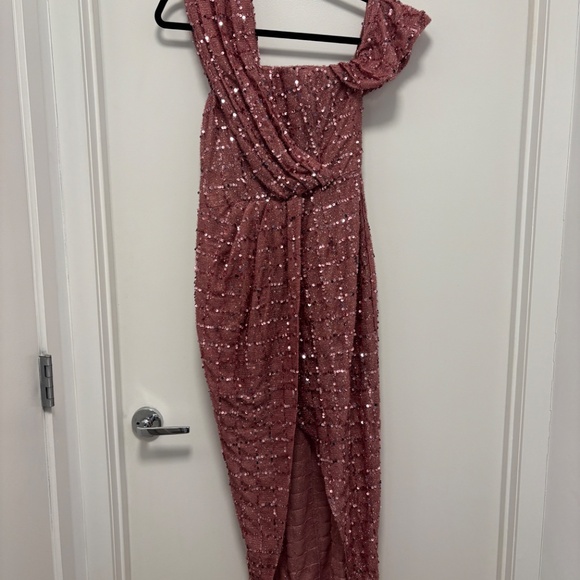 Elliatt Esther Dress in Pink/Plum - Picture 2 of 7